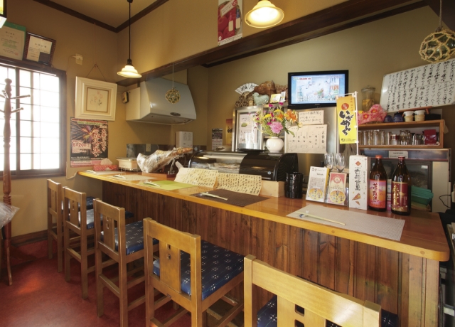 居酒屋 やまさん店内